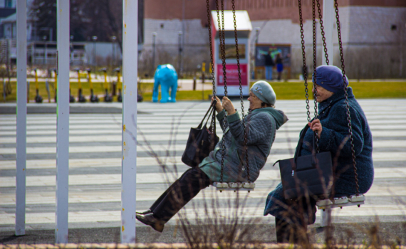 Стоп, возраст — три неочевидных сигнала, что вы выглядите старше: узнайте врага в лицо Стоп, возраст — три неочевидных сигнала, что вы выглядите старше: узнайте врага в лицо